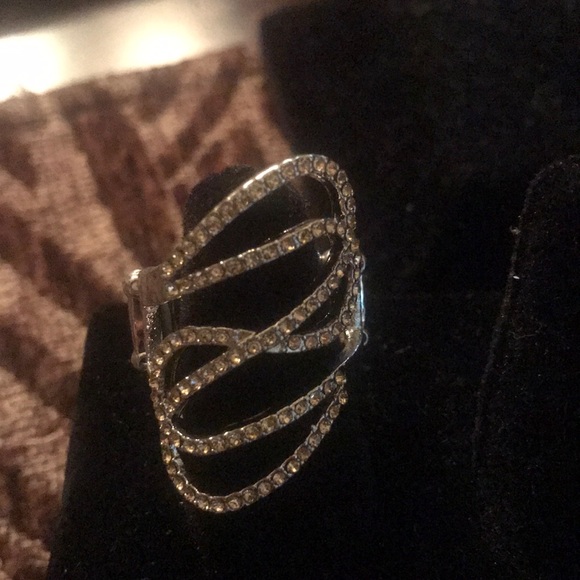 Ring! - Picture 3 of 3